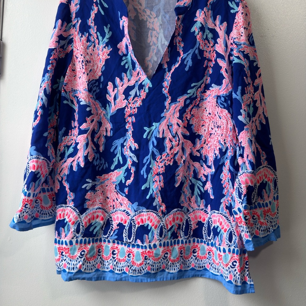 Lilly Pulitzer Women's Luna Bay Blue and Pink Top Sz M - Picture 14 of 16